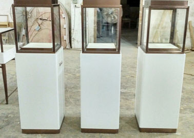 Casques d'affichage en verre personnalisés de luxe / Armoires d'affichage de musée