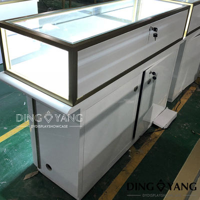 qualité  Highly Recommended Jewelry Showcase For Retail Store With Pre-Assembled Structure usine