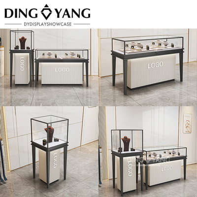 Fabriqué sur mesure Mode Noir Blanc Joaillerie Compteurs Beauté Design Style Durable Sophistiqué Espace de stockage fermé